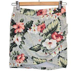 Zara Trafaluc Women's M Floral Print Draped Mini Skirt Grey